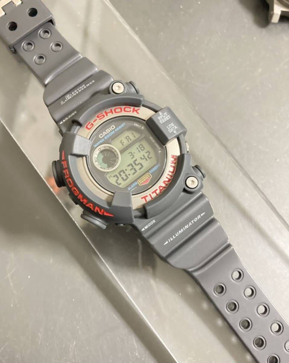 未使用 希少 海外版 G-SHOCK DW-8200-1A FROGMANフロッグマン 2代目 