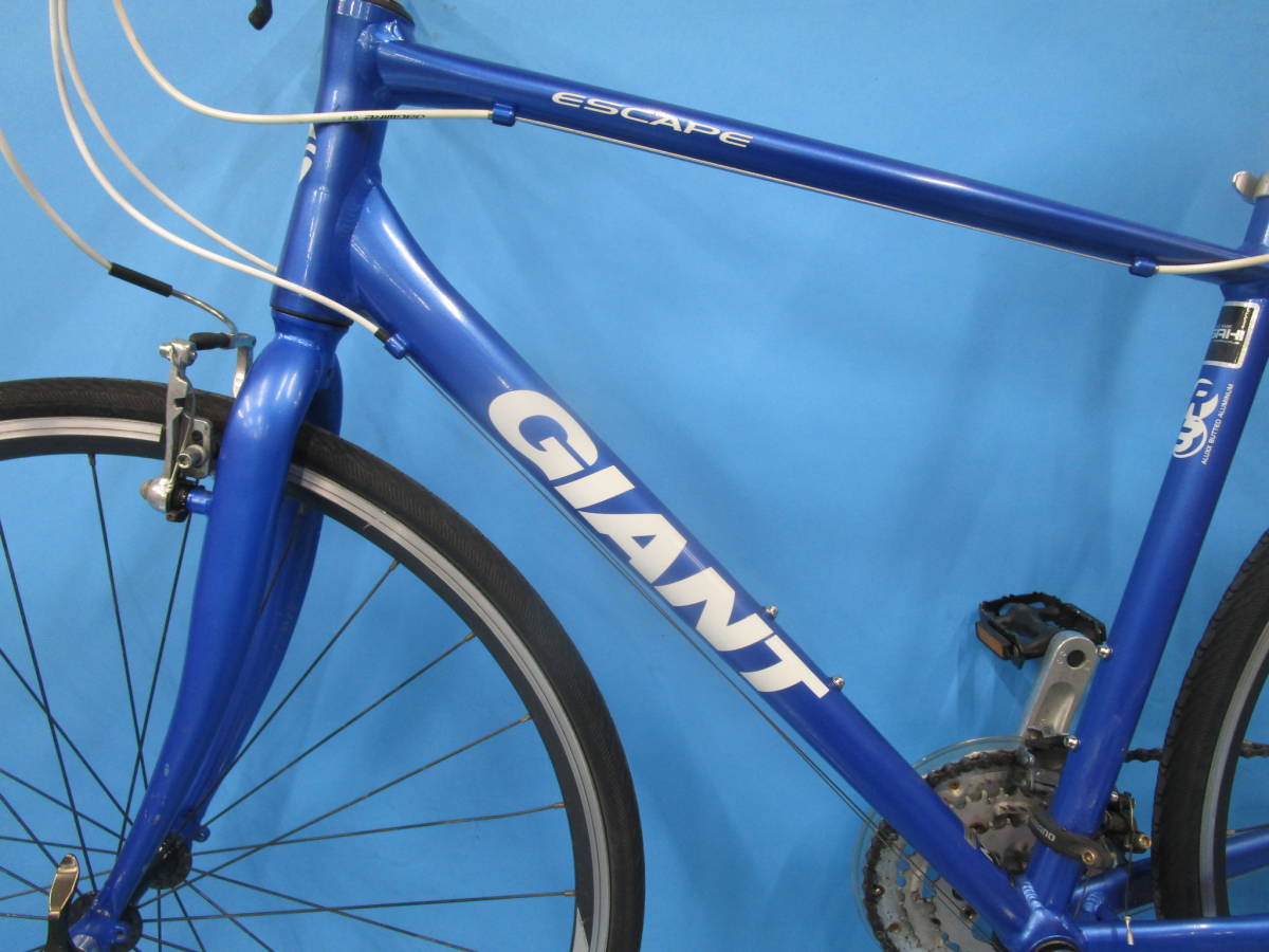 Escape R3 (2026) | City & Hybrid bike | Giant Bicycles Japan 日本 