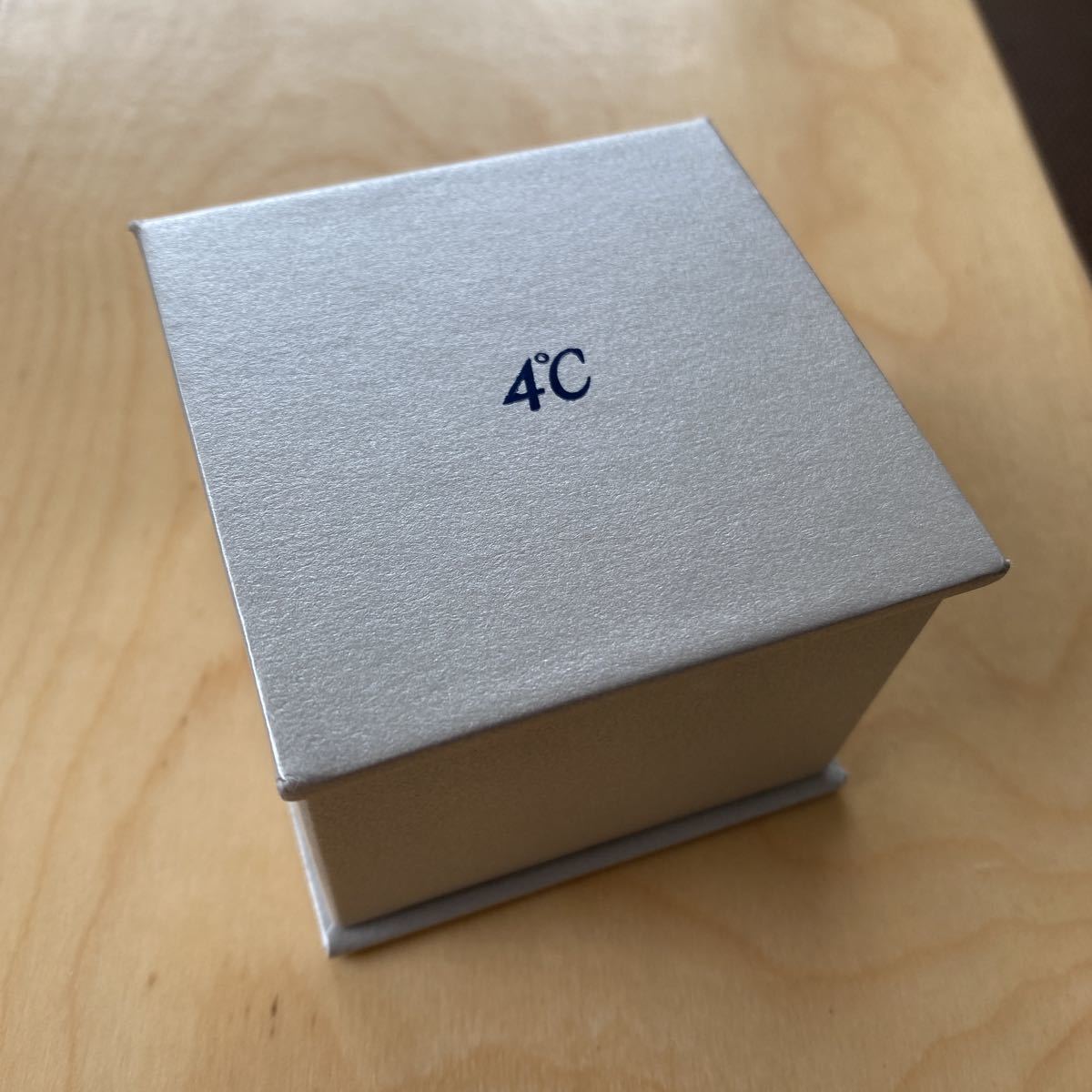 4℃ ダイアモンド pt950 プラチナリング 8号 指輪 8号 4℃ リング 証明書