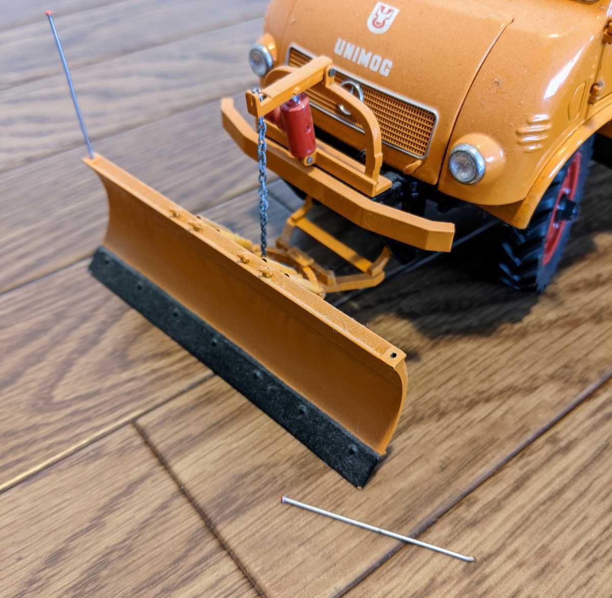 最終出品 UNIMOG 1:18 401 Schco シュコー社 メルセデスベンツ