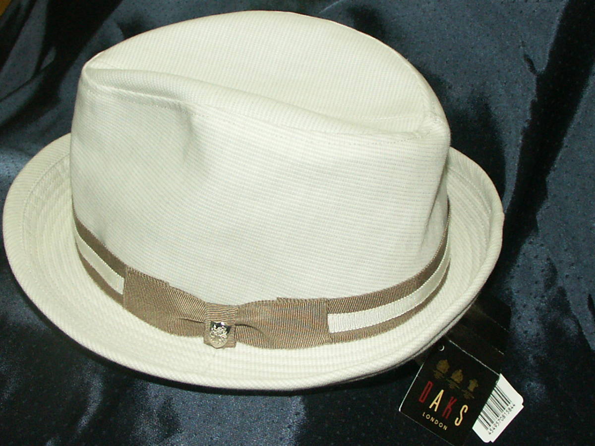 HT1QLM0205☆新品 英国王室御用達ブランド　 DAKS ダックス【М】サイズ調節可　日本製　麻混 ハット ソフト帽 DAKS ダックス 超美品英国王室御用達ブランドDAKS日本製ハウスチェックパイピングハンチング 紳士服に革命起こし130周年｜THE 英王室愛用のダックス 清涼