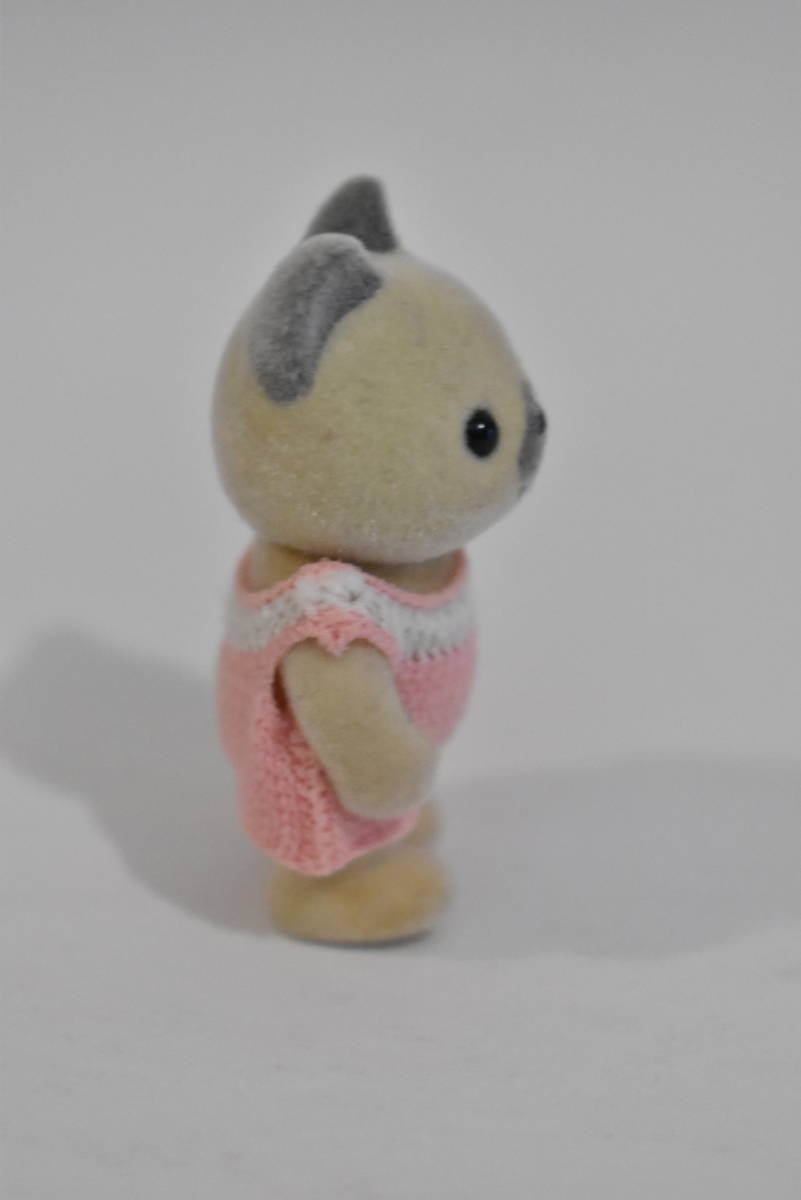 美品 エポック社 シルバニアファミリー アーバンライフ グレータイプ グレーネコの赤ちゃん 美品 エポック社 シルバニアファミリー アーバンライフ グレータイプ グレーネコの赤ちゃん