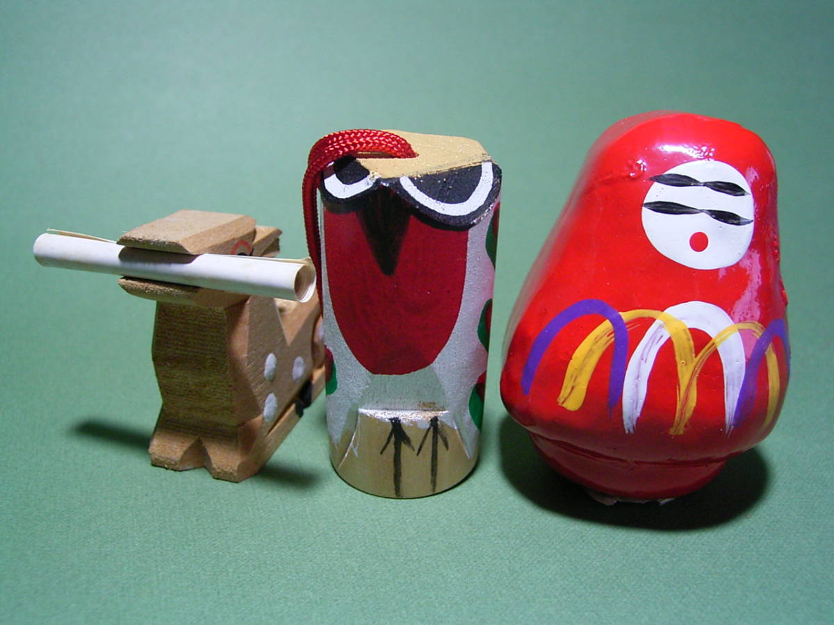 変わりおみくじ 3種 大原野神社 大宰府天満宮 吉田神社 御籤 みくじ 張り子 土鈴 土人形 郷土玩具 民藝 その他 売買されたオークション情報 Yahooの商品情報をアーカイブ公開 オークファン Aucfan Com