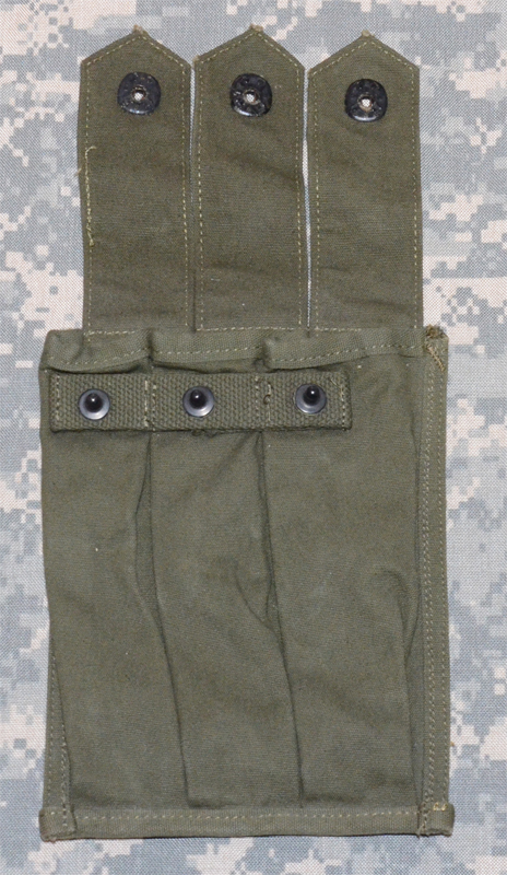 米軍実物　m3a1　マガジンポーチ OD トンプソンsmg mac10 米軍実物 m3マガジンポーチ od トンプソン 米軍実物 m3a1 マガジン