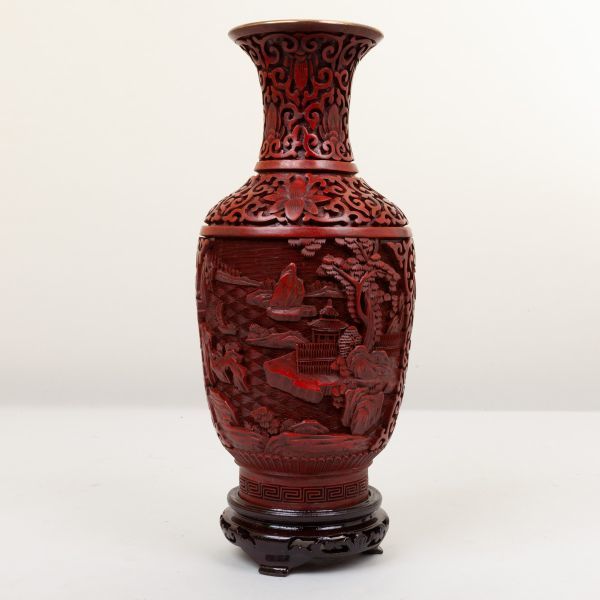 美術品中国古玩 堆朱 花瓶 台座付き 唐物 彫漆 風景 紋 飾り壺