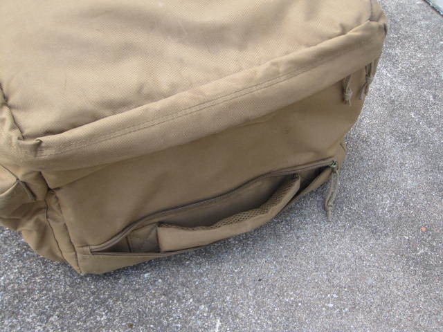米軍放出品 米海兵隊 S.O.C. トランク シーバック コヨーテブラウン