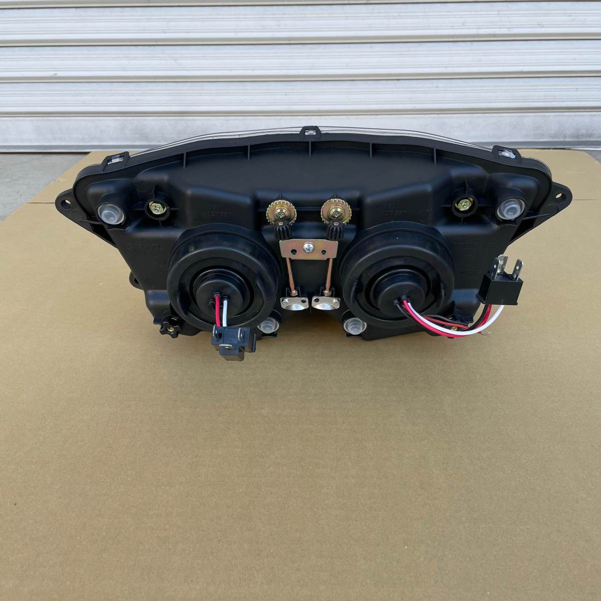 マジェスティ250⁄C SG03J LED ヘッドライト バルブ白⁄青 訳あり品-公式