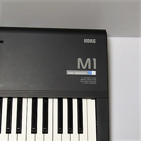 希少KORG M1 MUSIC Workstation シンセサイザー コルグ ミュージック 