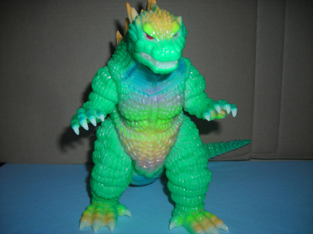 即日発送GVW ゴジラ (『ゴジラ2000 ミレニアム』版) 4期 GVW ゴジラ