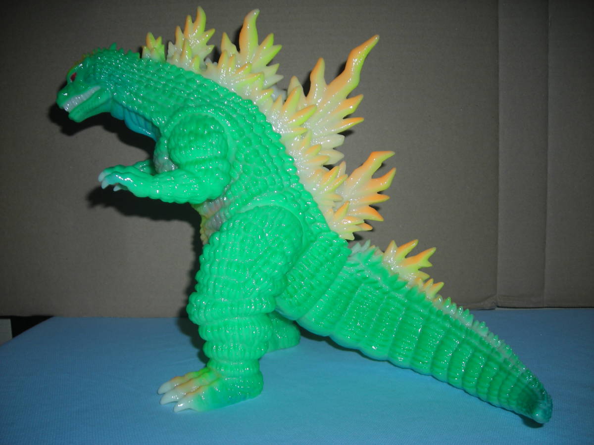 即日発送GVW ゴジラ (『ゴジラ2000 ミレニアム』版) 4期 GVW ゴジラ