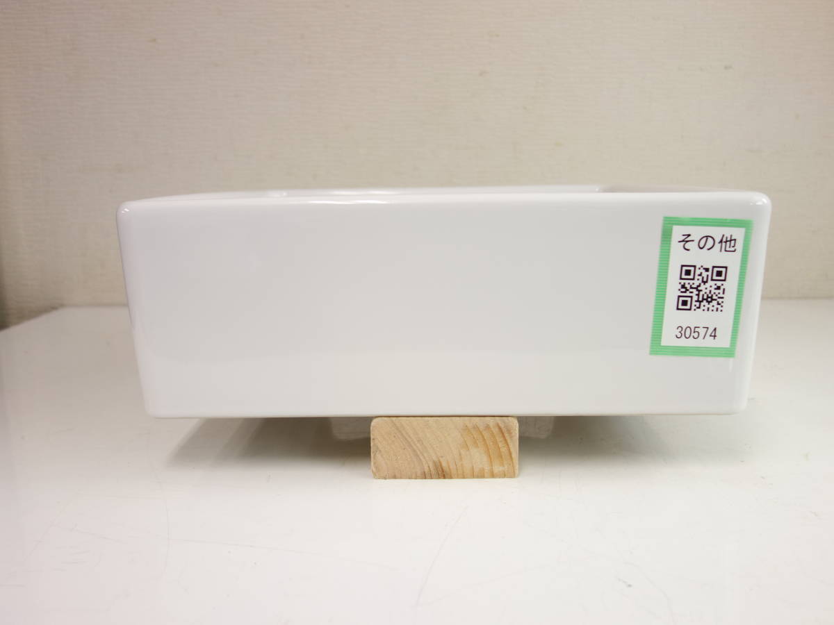 ハリアー ZSU60W 後期 純正 フロントバンパー 52119-48570 ソナー穴