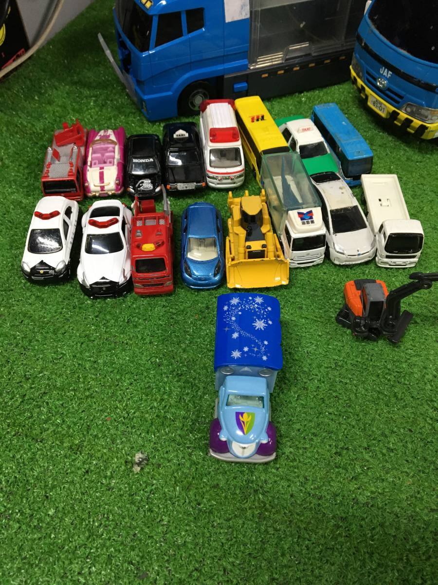 ジャンク品 TOMICA トミカ トミカタウン 立体駐車場 ミニカー お 