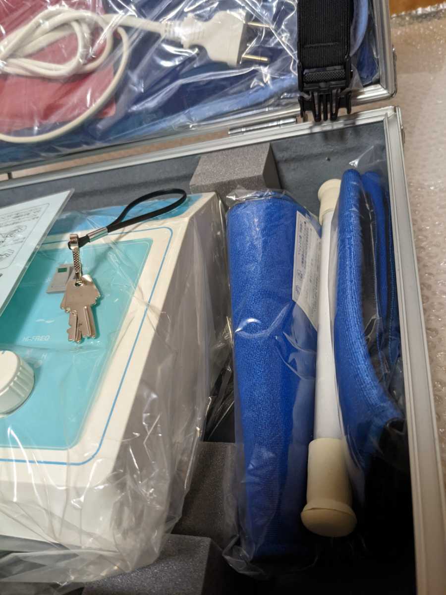 BEAUTY QUEEN　ビューティークイーン　新品未使用品　高周波痩身美容器