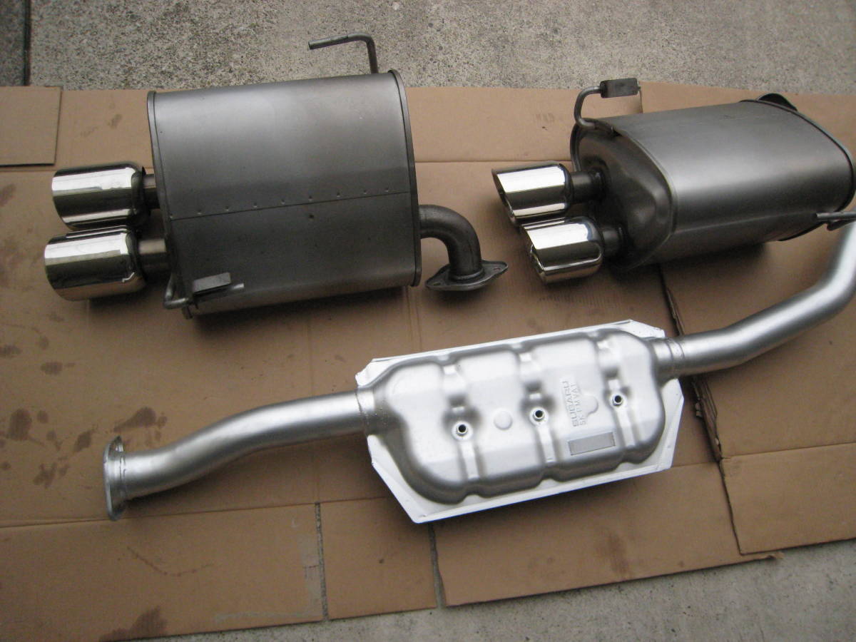 STI エキゾーストキット VAB/VAG WRX STI/S4 低走行 美品 スバル WRX STI VAB VAG S4 STIエキゾーストキット(社外品