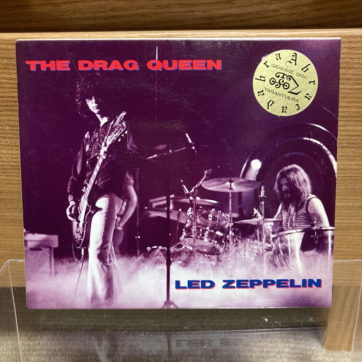 安い，セール LED ZEPPELIN レッド ツェッペリン/THE DRAG QUEEN 1973年5月14日USツアーニューオリンズ公演 3CD TARANTURA サウンドボード(Led Zeppelin)｜売買されたオークション情報、yahooの商品情報をアーカイブ公開 - オ Led Zeppelin