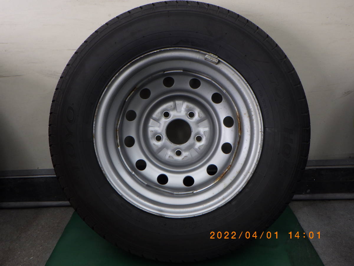 1本　 マツダボンゴ(日産バネット/三菱デリカ)・純正ホイール(5穴）　《165R14 LT 8PR》　2014年製　　『165/80R14』 マツダ 4本 ボンゴ 6穴の中古品・新品・未 6穴 4穴
