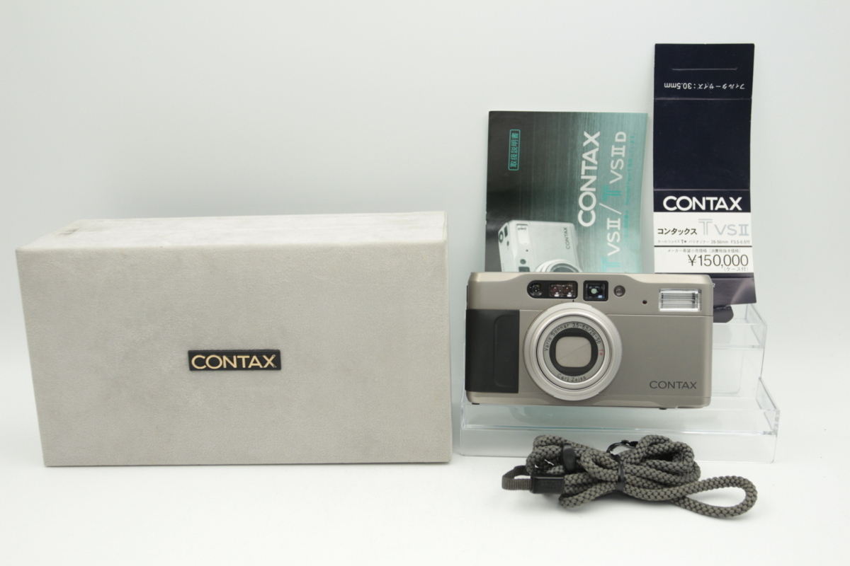 コンタックス CONTAX TVS II TVS Ⅱ 2 Carl Zeiss Vario-Sonnar 28-56mm F3.5-6.5 T* フィルムカメラ 化粧箱 取説 ストラップ付 TVS コンタックス CONTAX コンパクトフィルムカメラ II」は色乗りの良い高級コンパクト 付属品