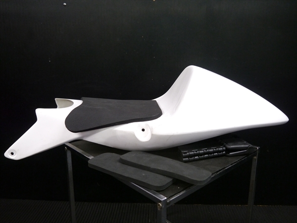 NSF250R NX7より 純正 FRP シングル シート カウルASSY テールカウル