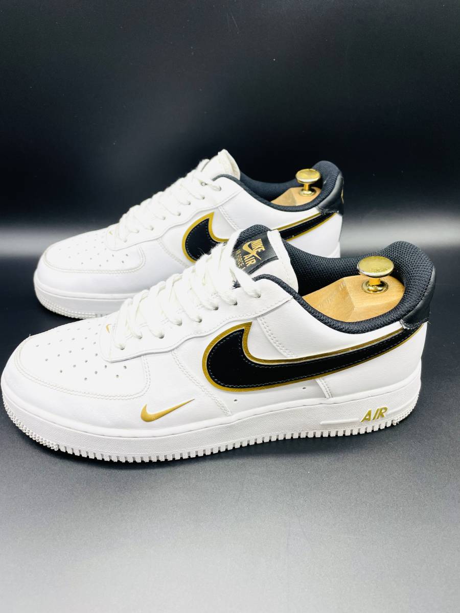 衝撃 ダブルスウォッシュ フリーク待望モデル Nike エアフォース1 07 Lv8 高級上質レザーローカットスニーカー 白黒金 Jp28cm 28 0cm 売買されたオークション情報 Yahooの商品情報をアーカイブ公開 オークファン Aucfan Com