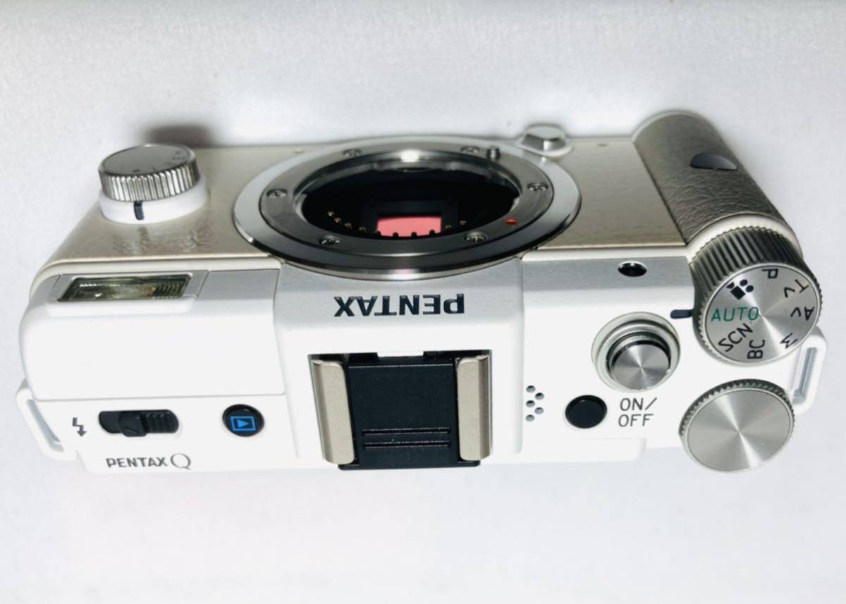 KGNY1262 美品 ペンタックス PENTAX Q ミラーレス 一眼レフ KGNY1262 美品 ペンタックス PENTAX Q ミラーレス 一眼レフ