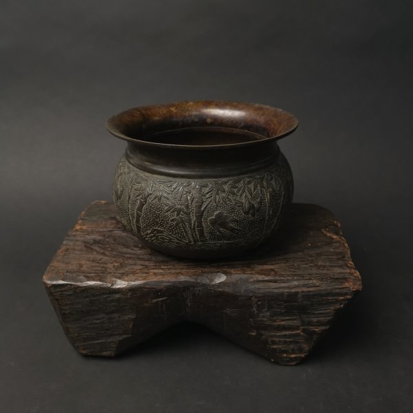 希少 !!【 餌畚 燕文 古銅 建水 】茶こぼし 燕 竹 銅製 銅器 香炉 火入 輪花 仏教 美術 古玩 骨董 古道具 茶道具 古美術 年代物 時代物