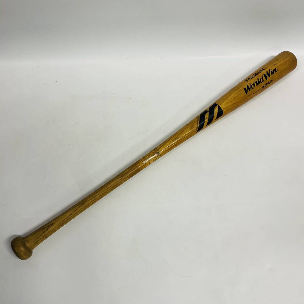ミズノ 木製 バット 落合モデル PRO MODEL WORLD WIN 番号記載あり 