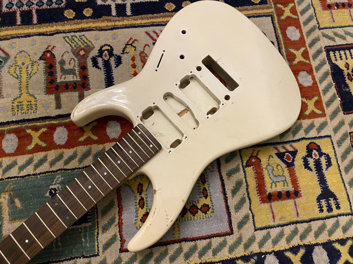 ジャンク品 Fernandes FST 抜け殻 エレキギター フェルナンデス
