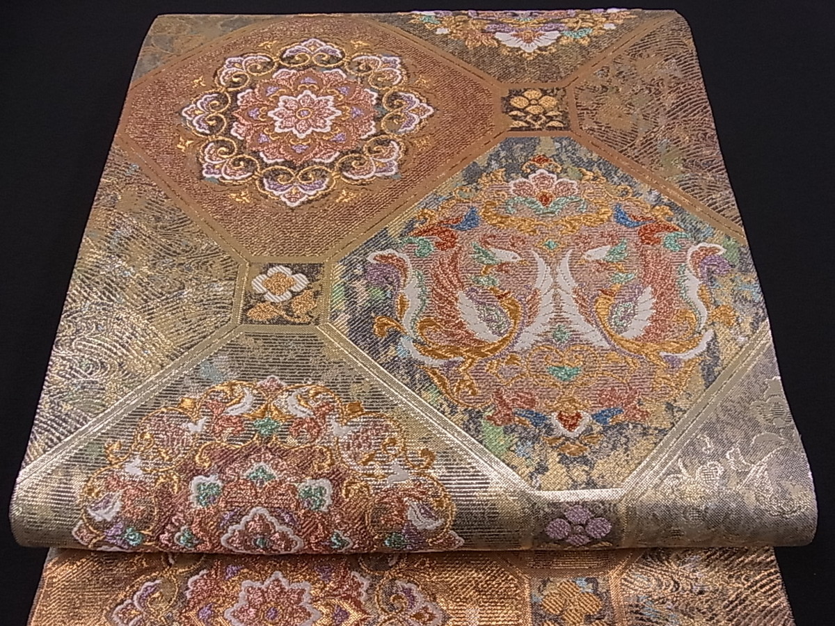 花美人着物 六通柄袋帯 唐織 楓尽くし 黒地 金糸 逸品 sa1417(仕立て 