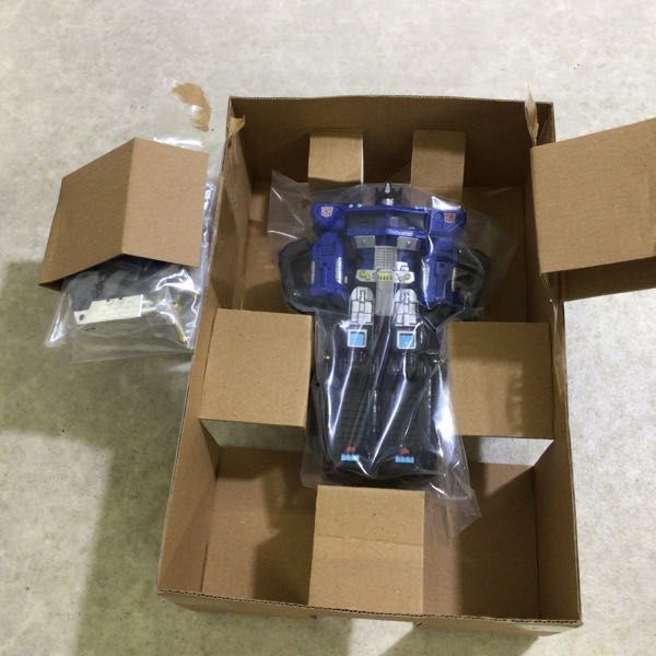 タカラトミー マグナ LGEX トランスフォーマー レジェンズ マグナコンボイ マグナコンボイ&frasl;コミック無し TF&frasl;レジェンズ 限定版 マイクロン伝説 TF タカラ [未開封] 新品mBI161c トランスフォーマーレジェンズ トランスフォーマー当時品🔫➕現代🛻がリンクアップ‼️マグナコンボイ（マイクロン伝説）