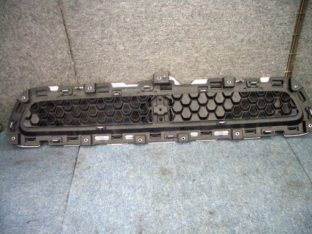 スズキ ハスラー MR31S MR41S ラジエターグリル アイボリー ベージュ