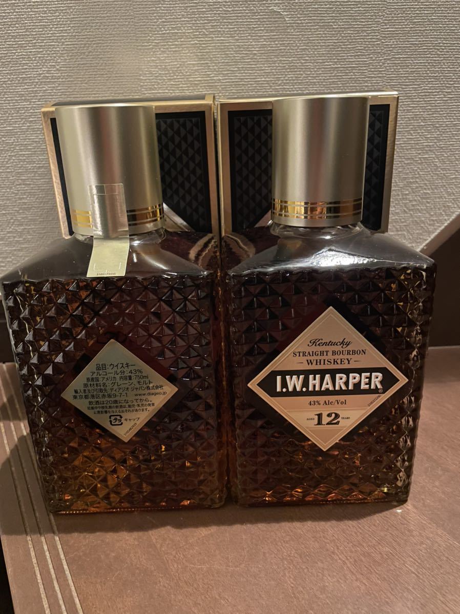 I.W. HARPER 12年 バーボンウイスキー 古酒、箱なし 未開栓 2. ☆未開栓