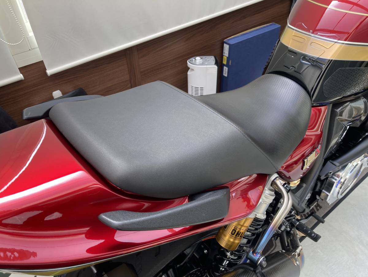 送料無料！極上品！ZRX1200 ダエグ DAEG カスタム ローダウン シート 