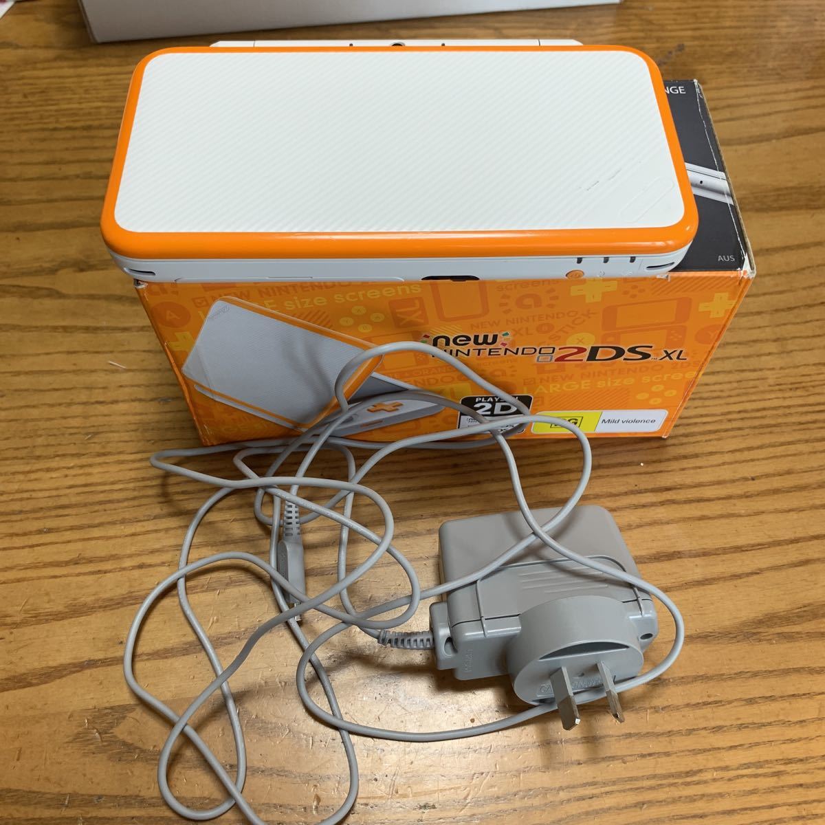 ニンテンドー3DSハード 北米版 Newニンテンドー2DS LL本体 NEW 