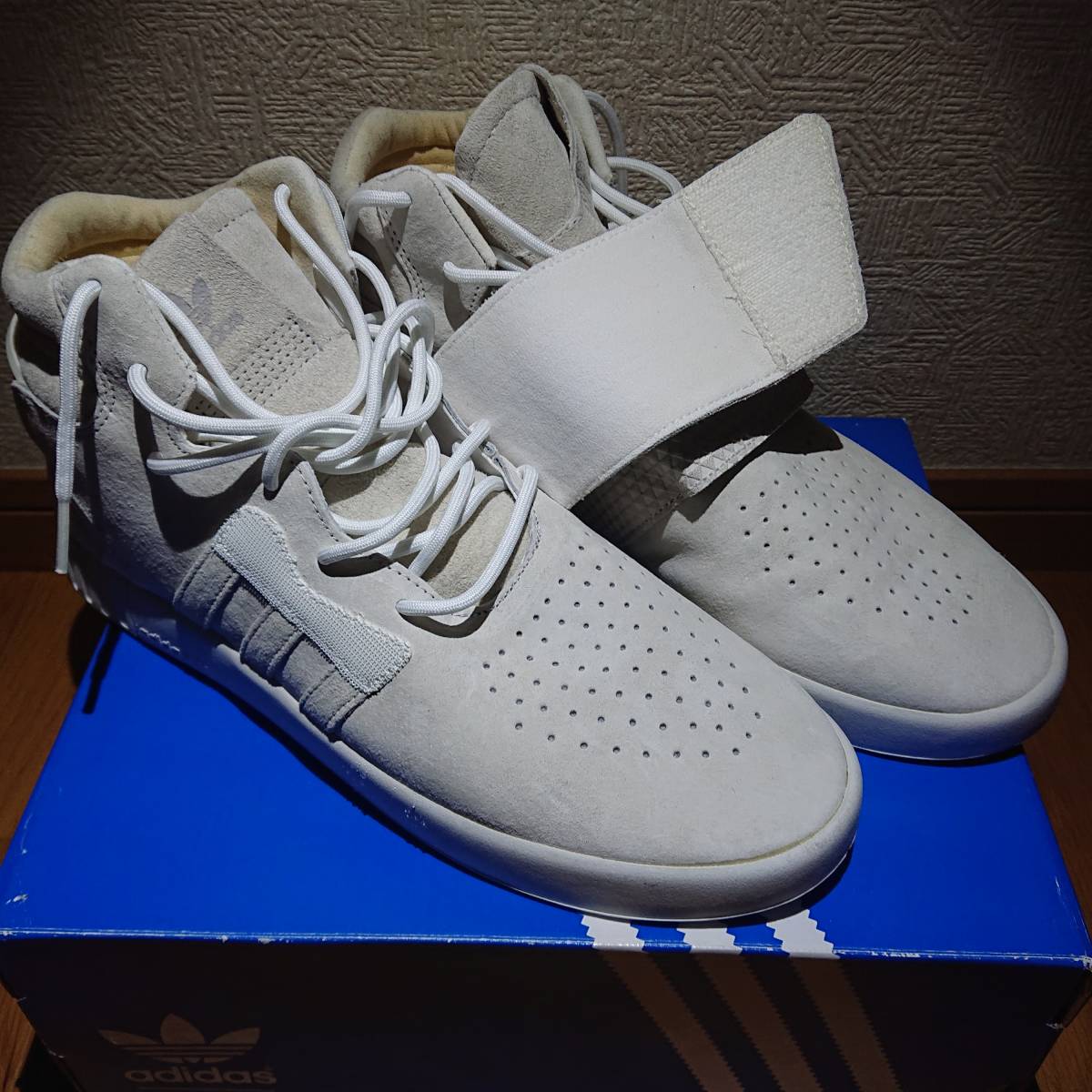 Adidas アディダス Tubular Invader Strap チュブラー インベーダー ストラップ Us1０ ５ ２８ ５cm 28 5cm 売買されたオークション情報 Yahooの商品情報をアーカイブ公開 オークファン Aucfan Com