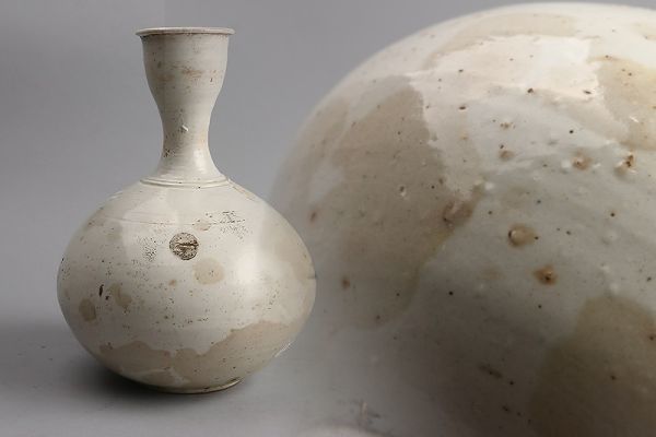 氷 朝鮮美術 古陶 李朝 雨漏文 白磁 花瓶 花器 飾壷 初荷