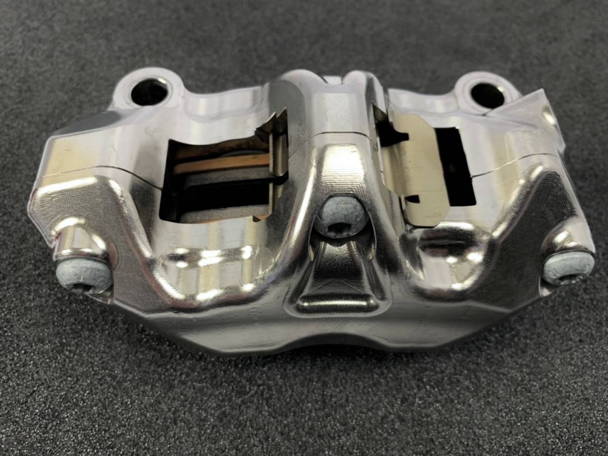 - ブレンボ Yahoo!オークション Brembo 売切り 汎用 極上 GP4-RX CNC GP4 RX Radial 108mm Brake Calipers ラジアルキャリパ