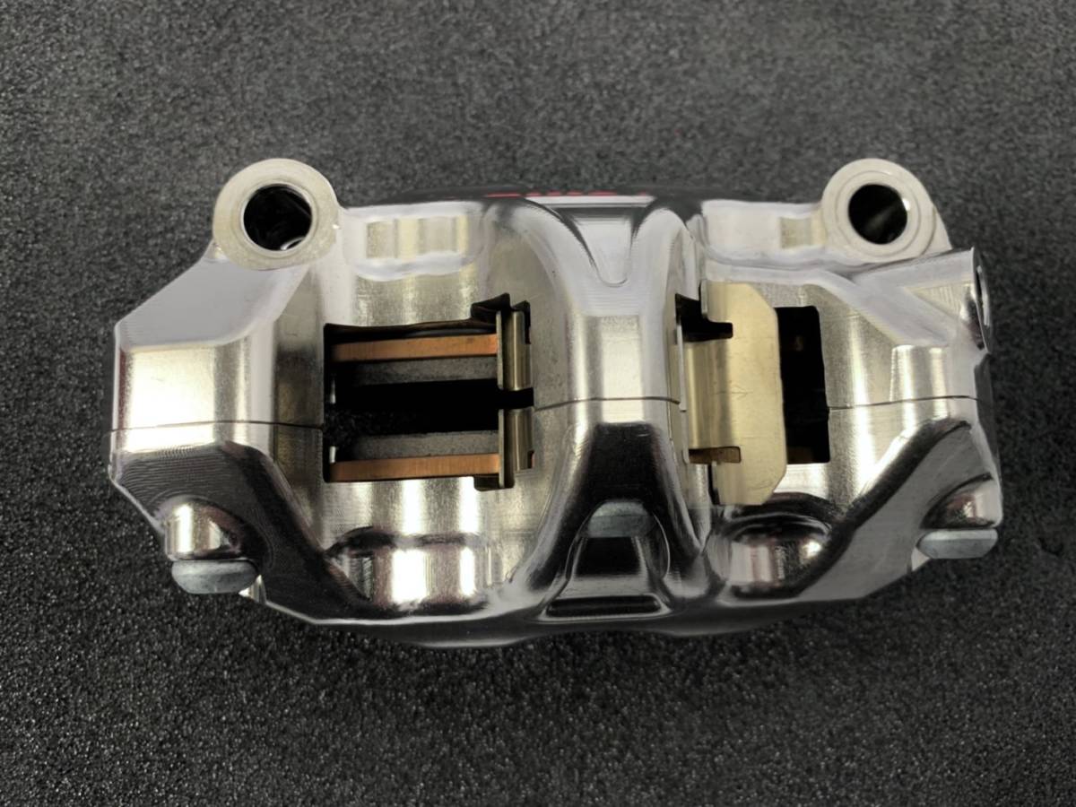 - ブレンボ Yahoo!オークション Brembo 売切り 汎用 極上 GP4-RX CNC GP4 RX Radial 108mm Brake Calipers ラジアルキャリパ