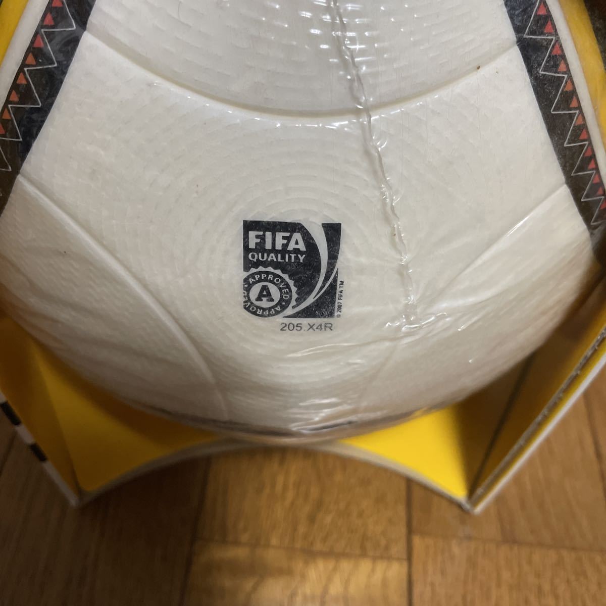 新品 未使用 シュリンク ケース ジャブラニ サッカー 公式球 ワールド