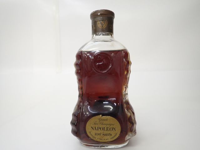 未開栓・古酒】 REMY MARTIN NAPOLEON 700ml 40% レミーマルタン