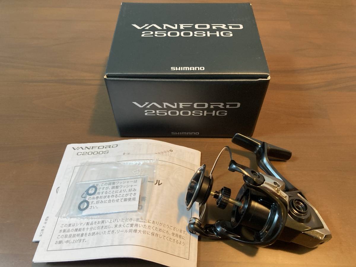 幻の宇宙 オリジナル宇宙レジン 見る角度で色合いが変わるルナ