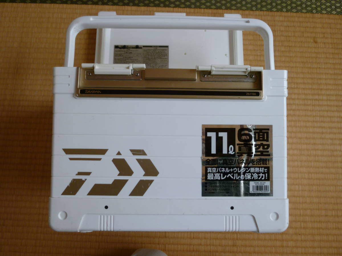  ダイワ 鮎用６面真空クーラーボックス 11Ｌ 品(アユ用品)｜売買されたオークション情報、yahooの商品情報をアーカイブ公開 - オークファン その他