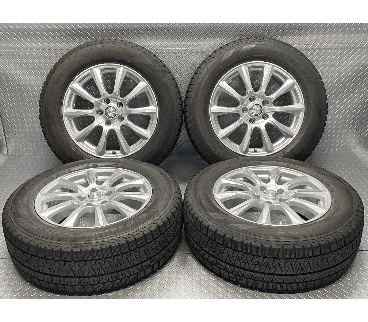 爆買い，送料無料 WEDS JOKER 17X7J+40 5H PCD114.3 ハブ径73 ピレリ アイスアシンメトリコ 225/65R17 スタッドレス 22040057(スタッドレスタイヤ)｜売買されたオークション情報、yahooの商品情報をアーカイブ公開 - オークフ 5穴