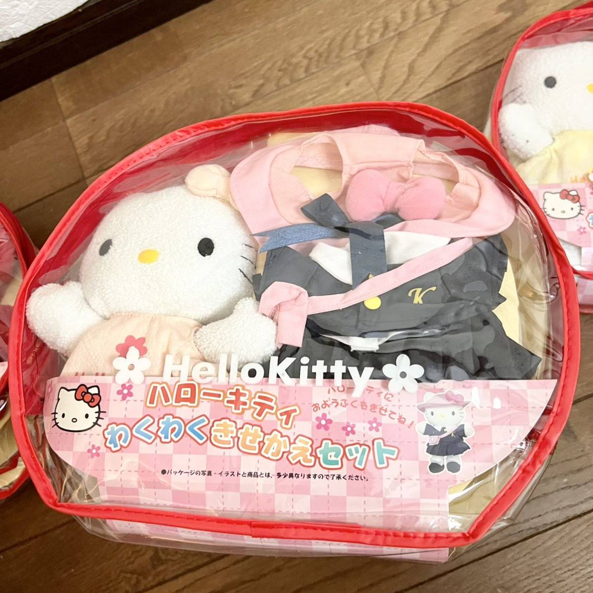 kok1☆ 未使用 ハローキティー ぬいぐるみ 着せ替えセット 6点