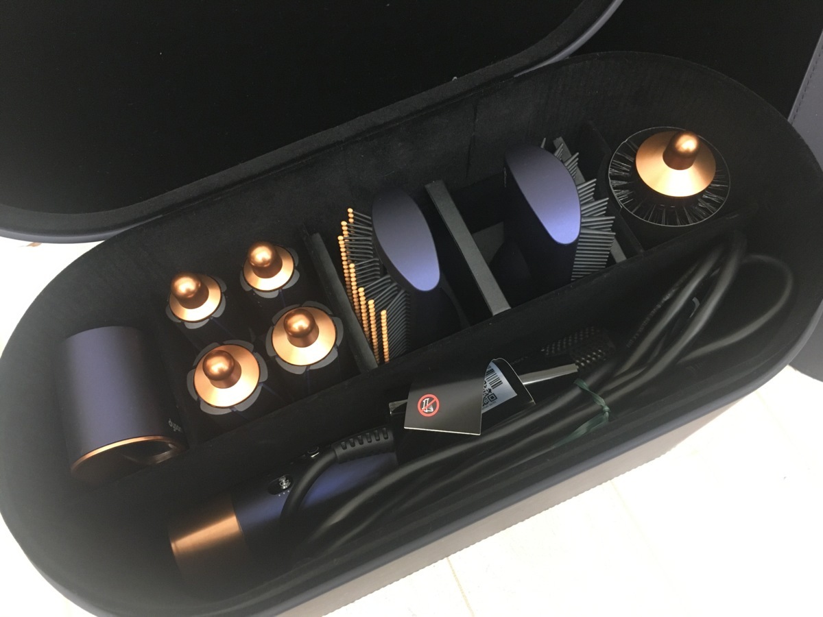 送料全国一律500円 美品 Dyson ダイソン ヘアスタイラー HS01