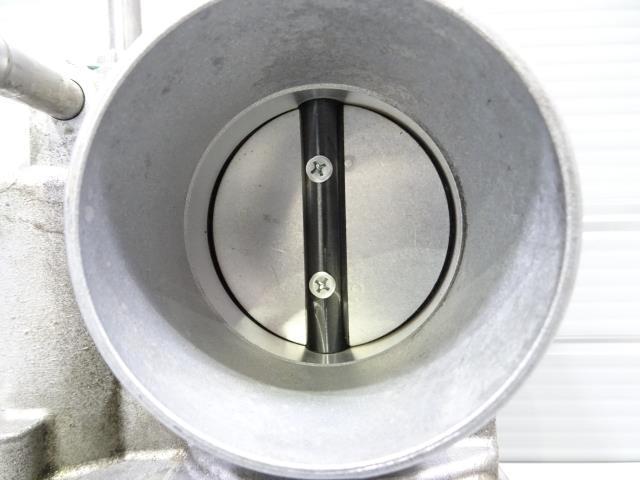 ノア DBA-ZRR80W スロットル ボディ ボデー 3R9 22030-37050