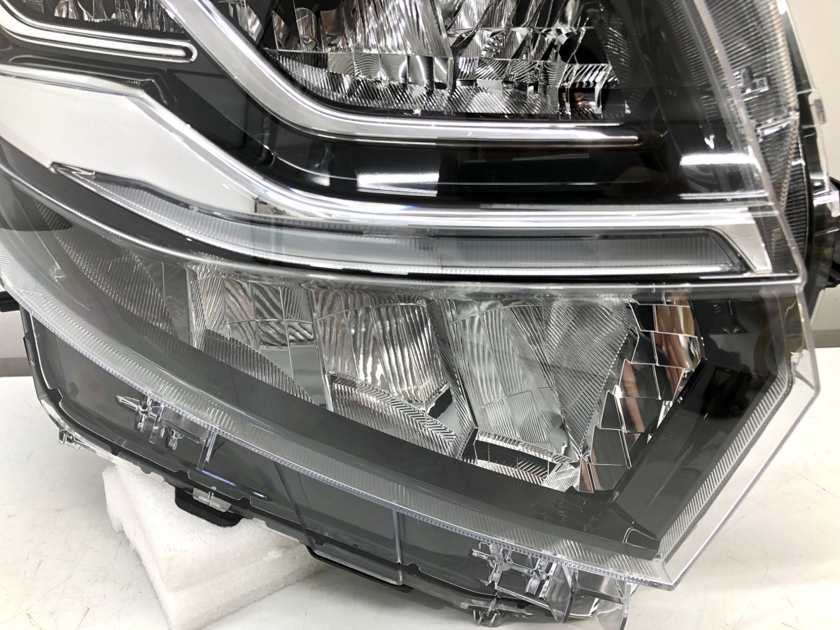 レンズ小傷タントカスタム LA650S⁄LA660S 後期 純正LEDヘッドライト