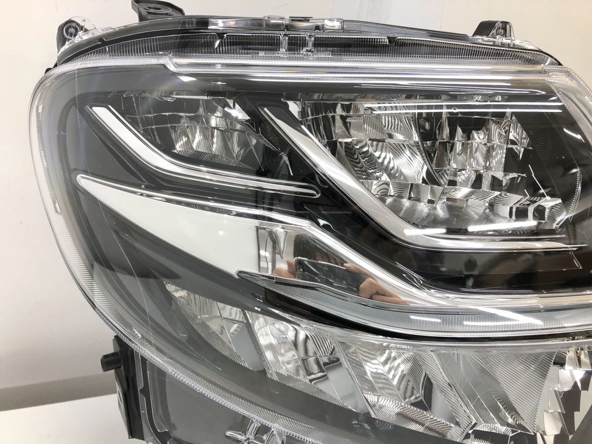 ♪小傷 レンズ綺麗♪ タントカスタム LA650S/LA660S 純正 ヘッドランプ