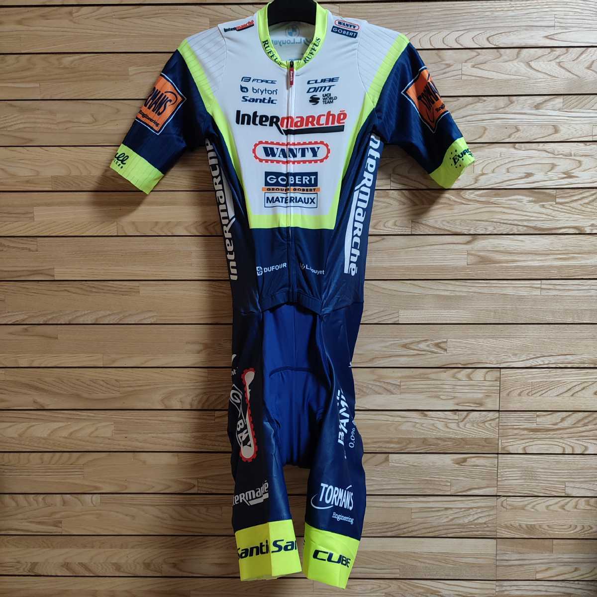支給品 Intermarché WANTY 半袖スキンスーツ ワンティ Sの通販 by