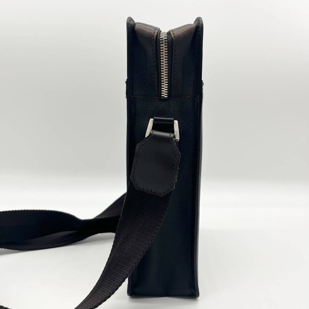 1円〜 極美品 ダンヒルdunhill ショルダーバッグ サコッシュ ボディ 