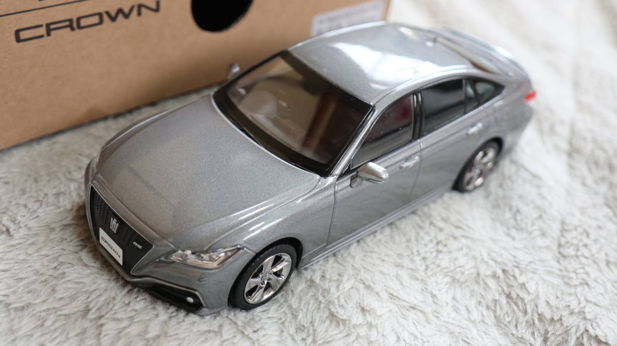 新品・非売品】トヨタ 220系 現行クラウン RS Advance 1 